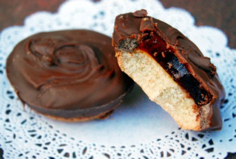 Jaffa-cakes-homemade-simon-rimmer